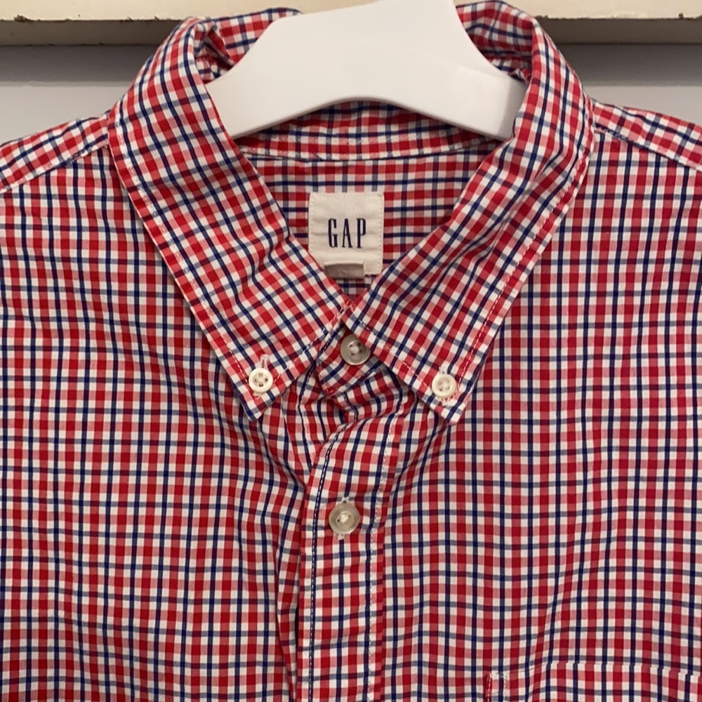 GAP button down - Picture 2 of 2